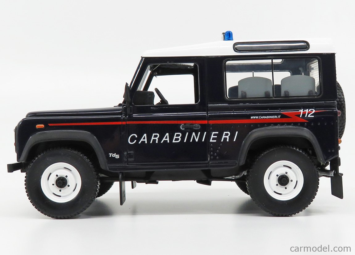 Land Rover Defender 90 Station Wagon - UNIVERSAL HOBBIES