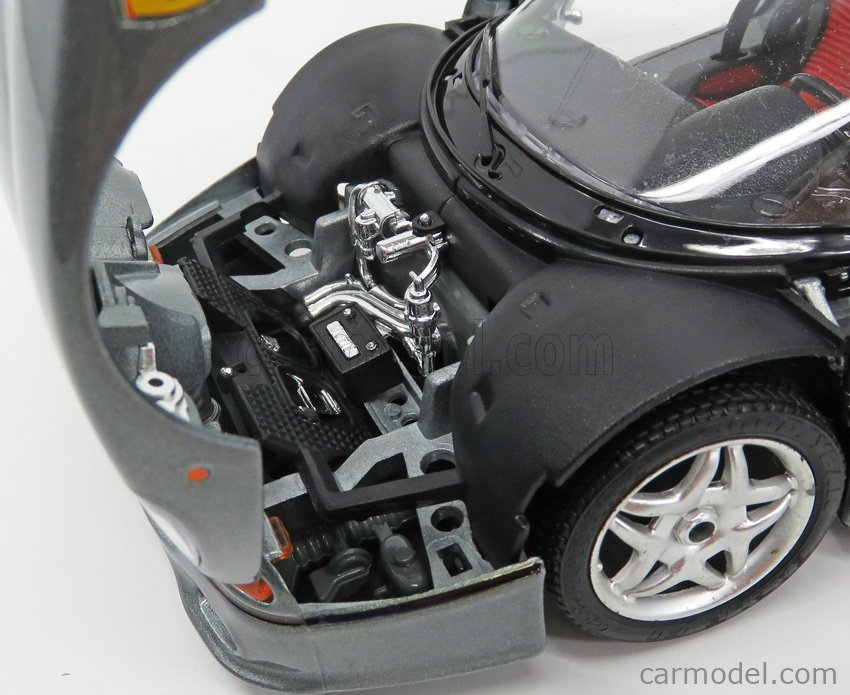 Burago 1/18 Scale Diecast 3382 Ferrari F50 1995 Coupe Metallic Grey