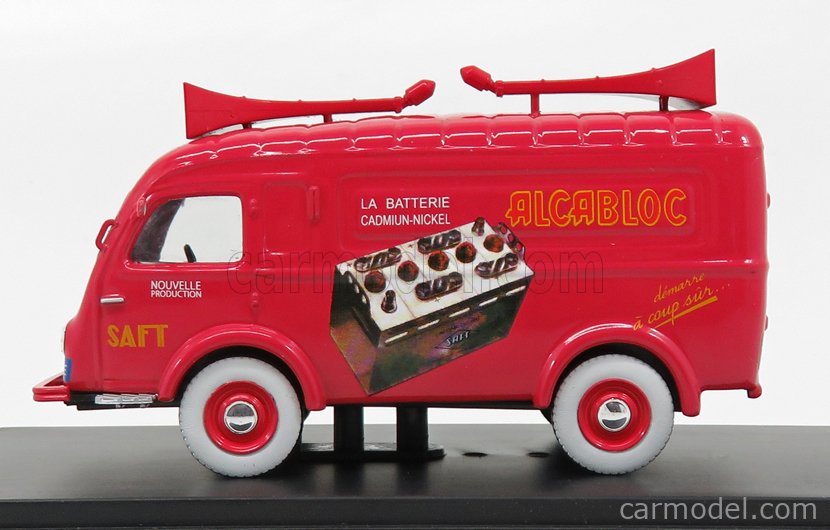 véhicule miniature 1/43 HACHETTE RENAULT 1000 KG CORBILLARD