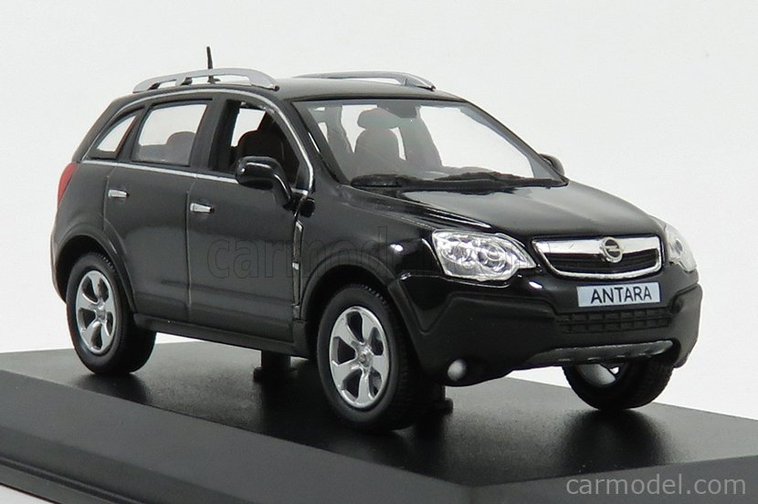 Opel ANTARA de 2006 au 1/43 de NOREV 