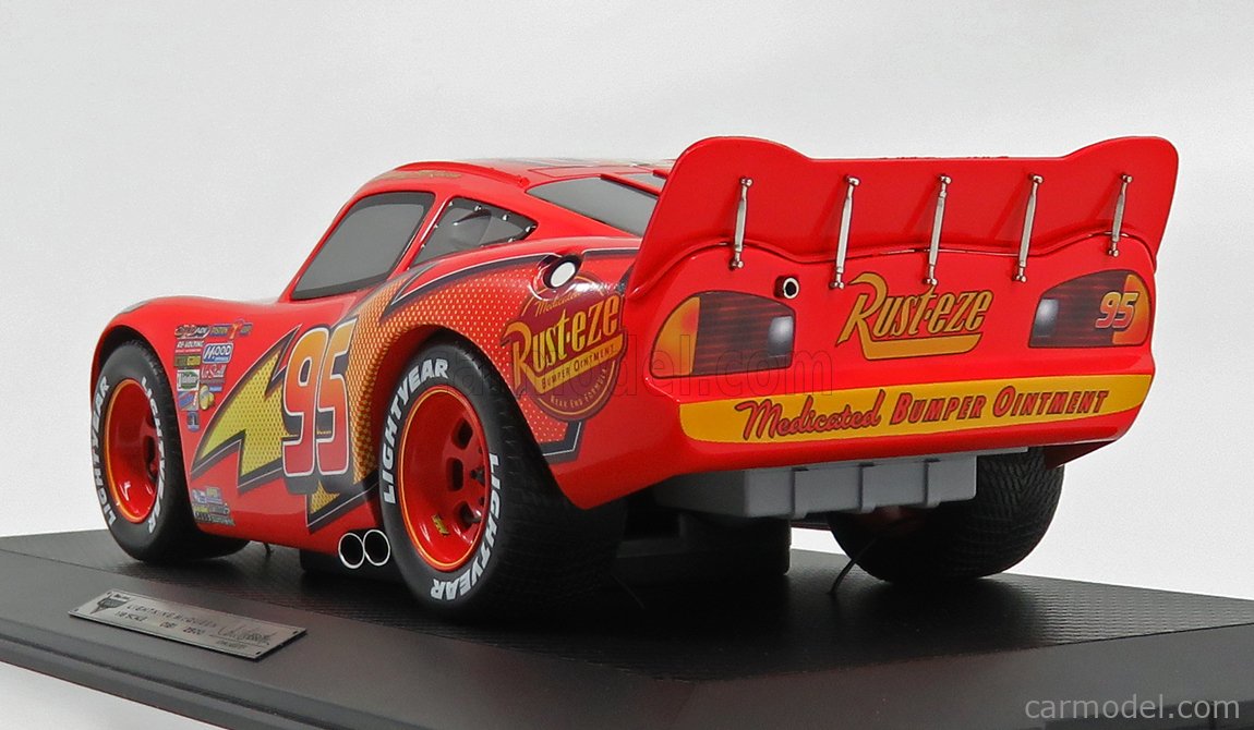 Disney  Cars  Lightning Flash McQueen 1/18 SCHUCO 450049000