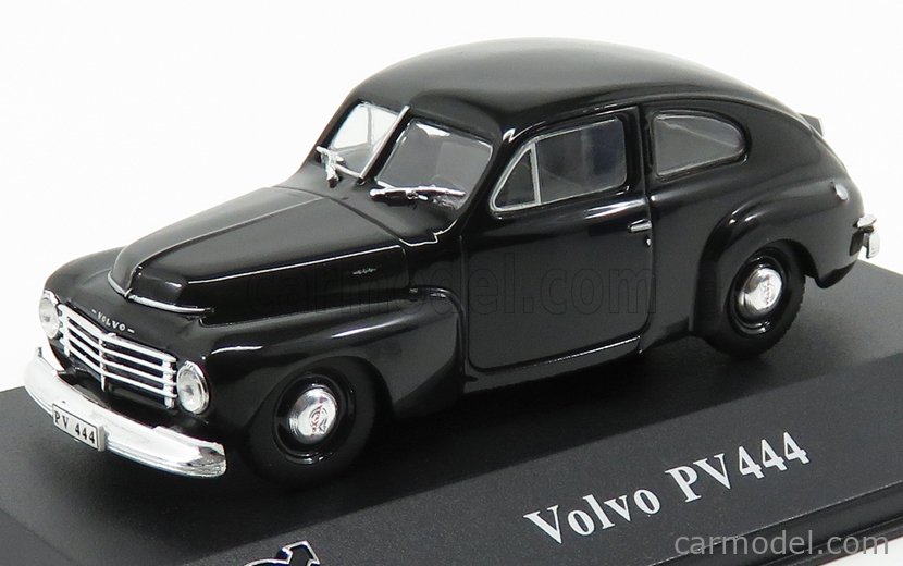 VOLVO - PV444 1943