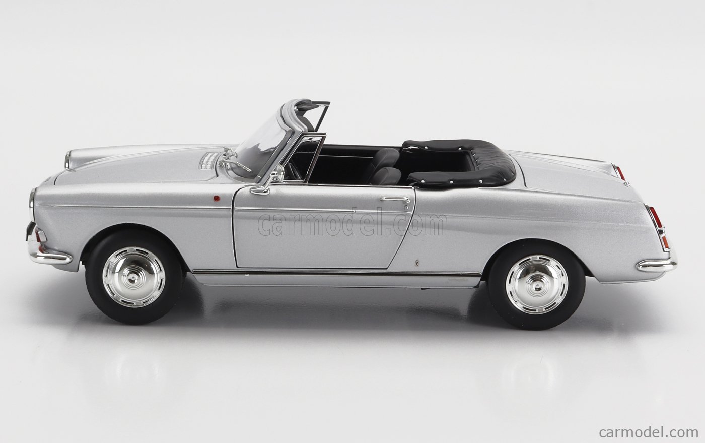 Modèle Réduit Peugeot 404 Cabriolet 1967 Argenté - Échelle 1:18 Norev - Neuf, Référence 184835