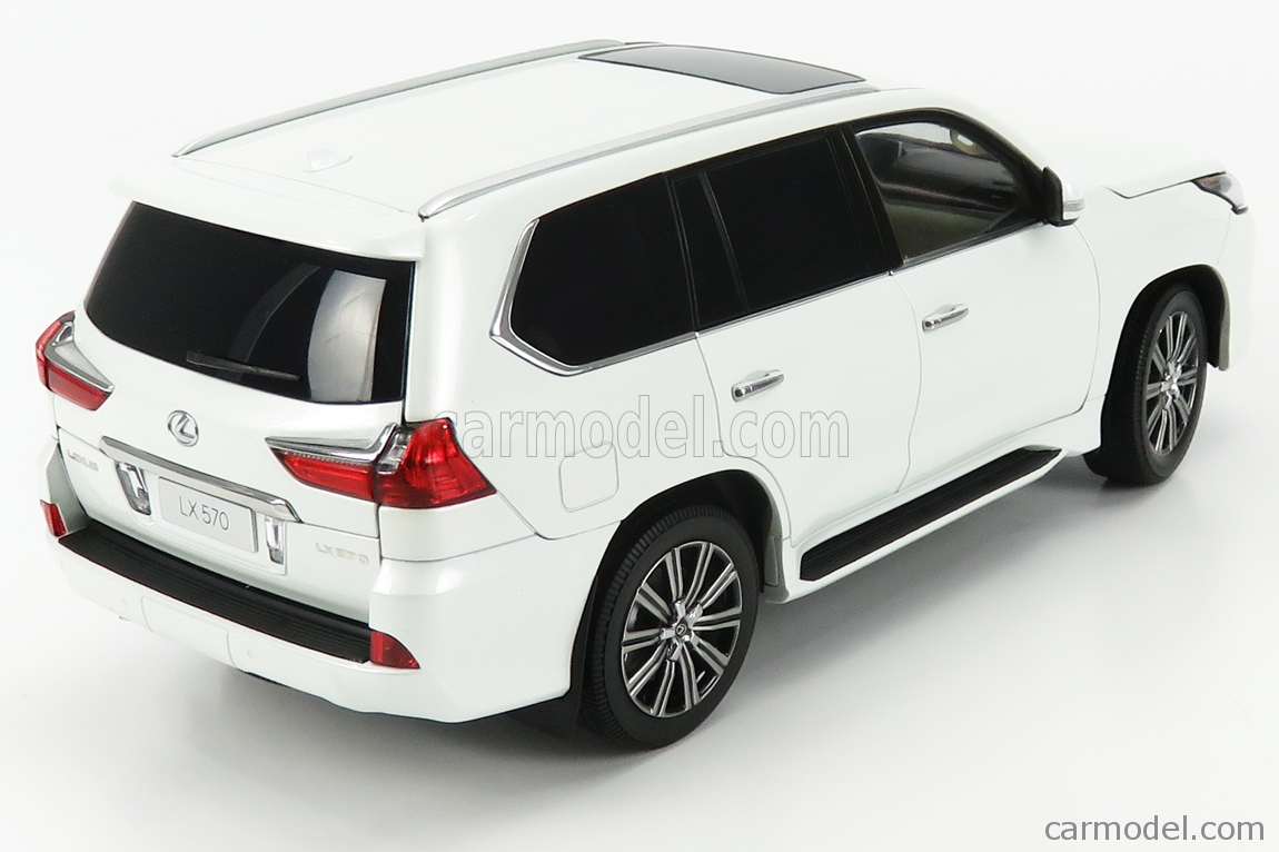 KYOSHO 08955Q Scale 1/18 | LEXUS LX570 2018 SONIC QUARTS