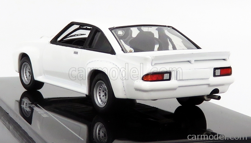 OPEL MANTA Gris et Noir SOLIDO 188 1:43 boite abimée de reference 188