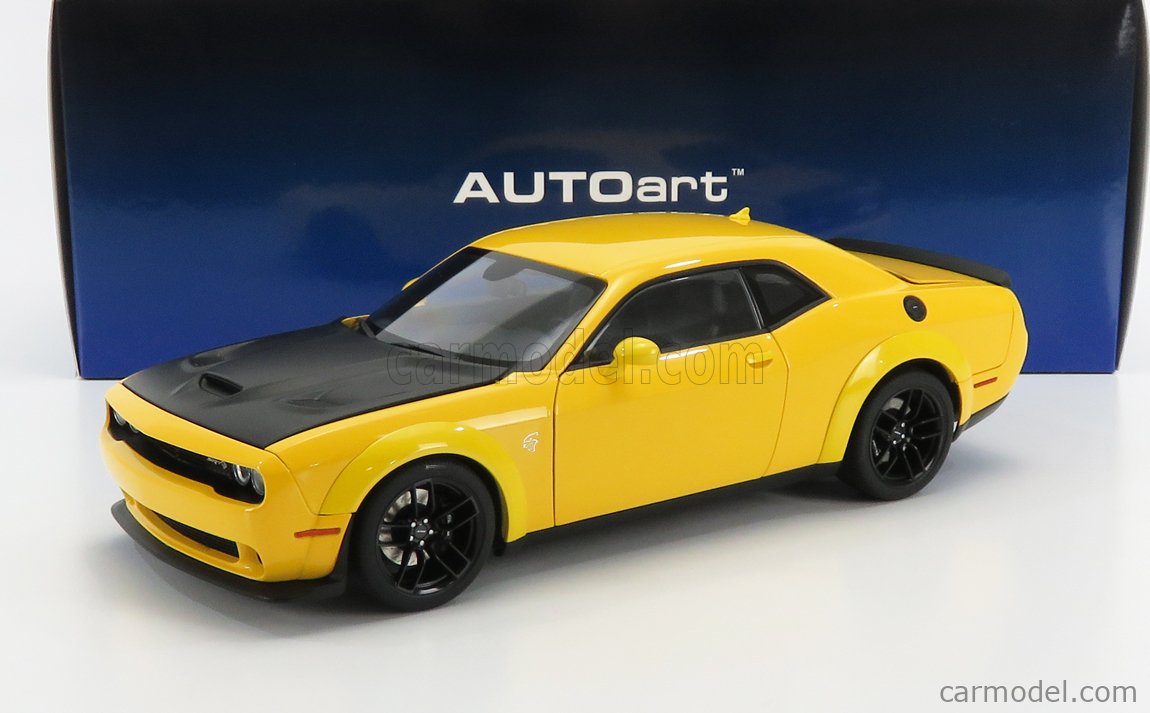 1/18 Dodge Challenger SRT Hellcat Widebody Yellow Model Car by AUTOart  71737 674110717372