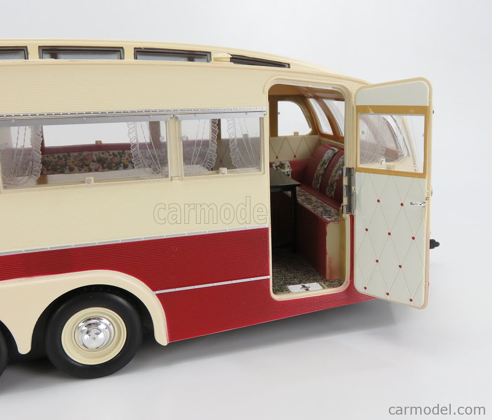 Simca Vedette Chambord 1958 et caravane Hénon Jaune