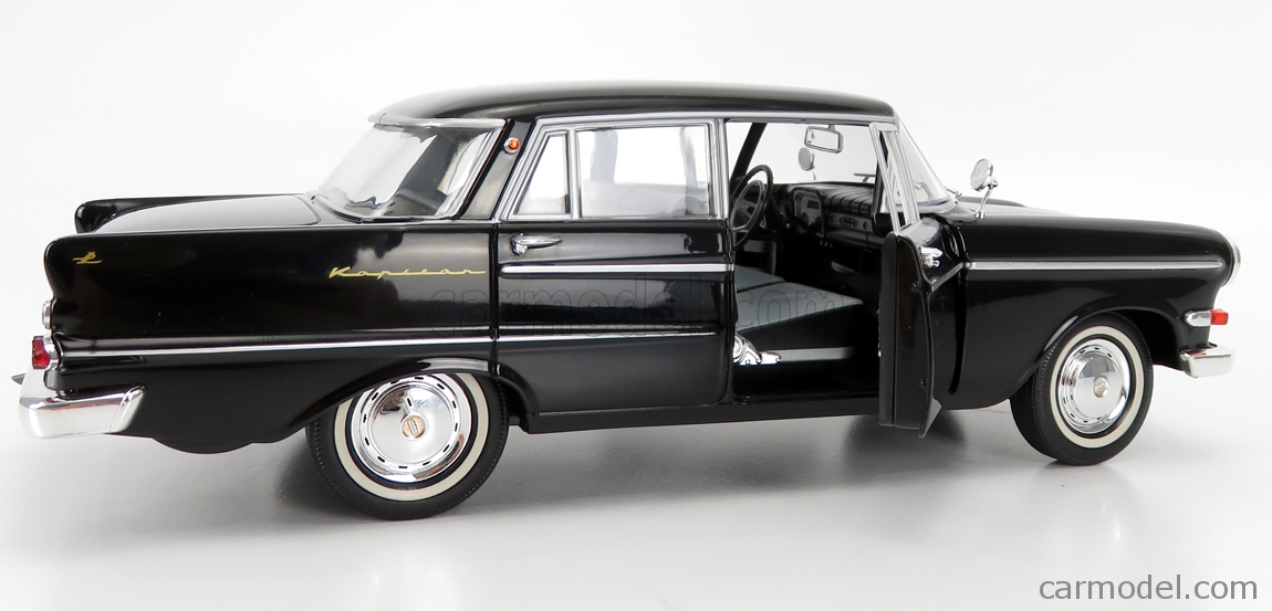 REVELL 08822 Scale 1/18 | OPEL KAPITAN P2 1959 BLACK