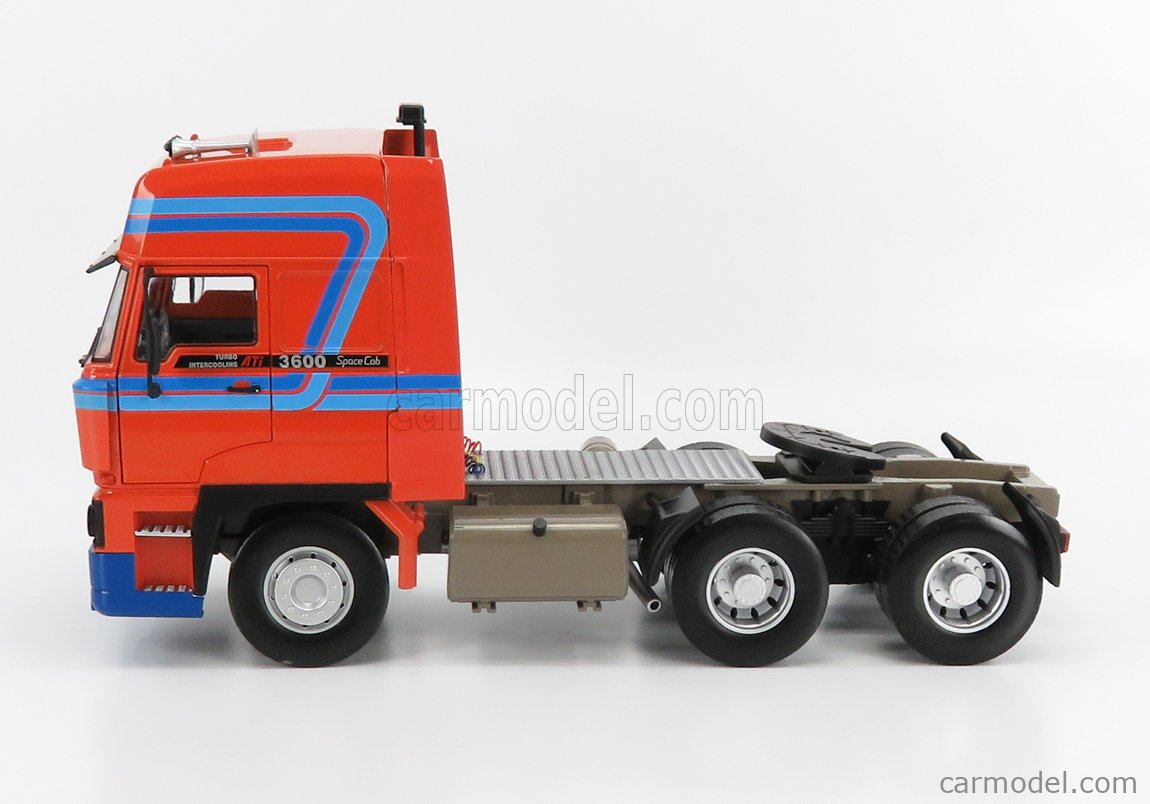 DAF - 3600 SPACE CAB TRACTOR TRUCK 3-ASSI 1986