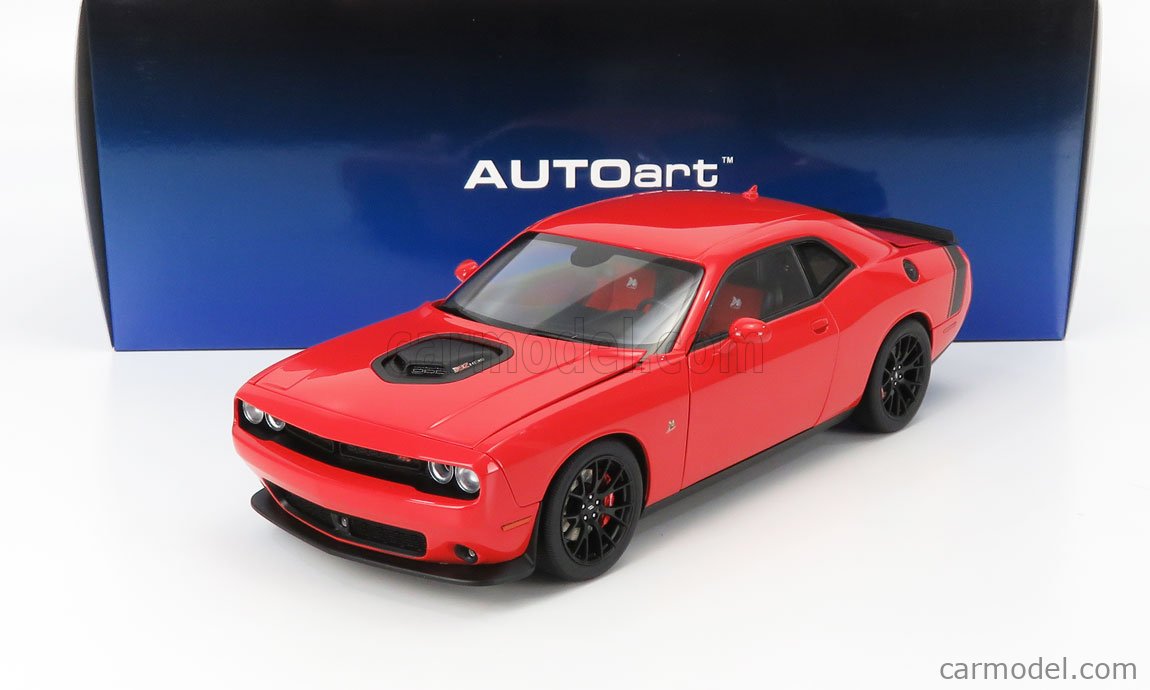 Dodge challenger autoart