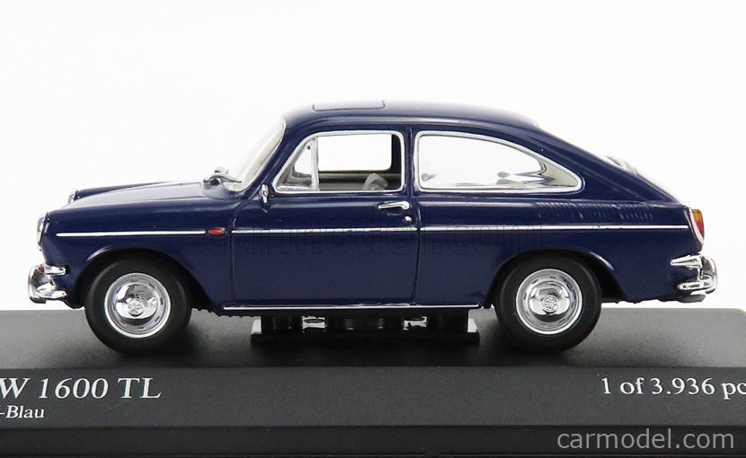 ミニチャンプス 1/18 VW 1600TL ファーストバック ライトブルー Maisto Special Edition Volkswagen 1600 Notchback T3 VW Blue 1:24