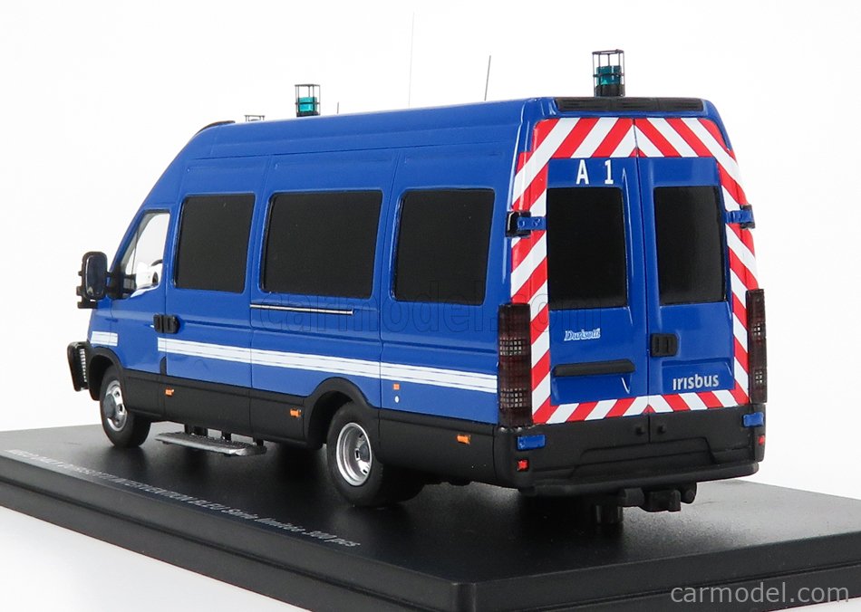 IVECO DAILY LONG GRUAU 2023 GENDARMERIE PC SÉRIE LIMITÉE 300 PCS - PERFEX 1/43
