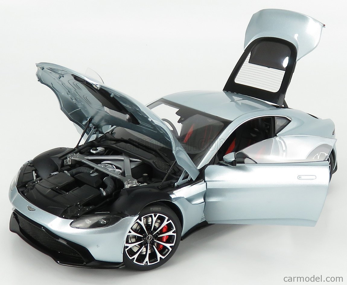 Aston Martin vanquish 1/18 burago - Modélisme