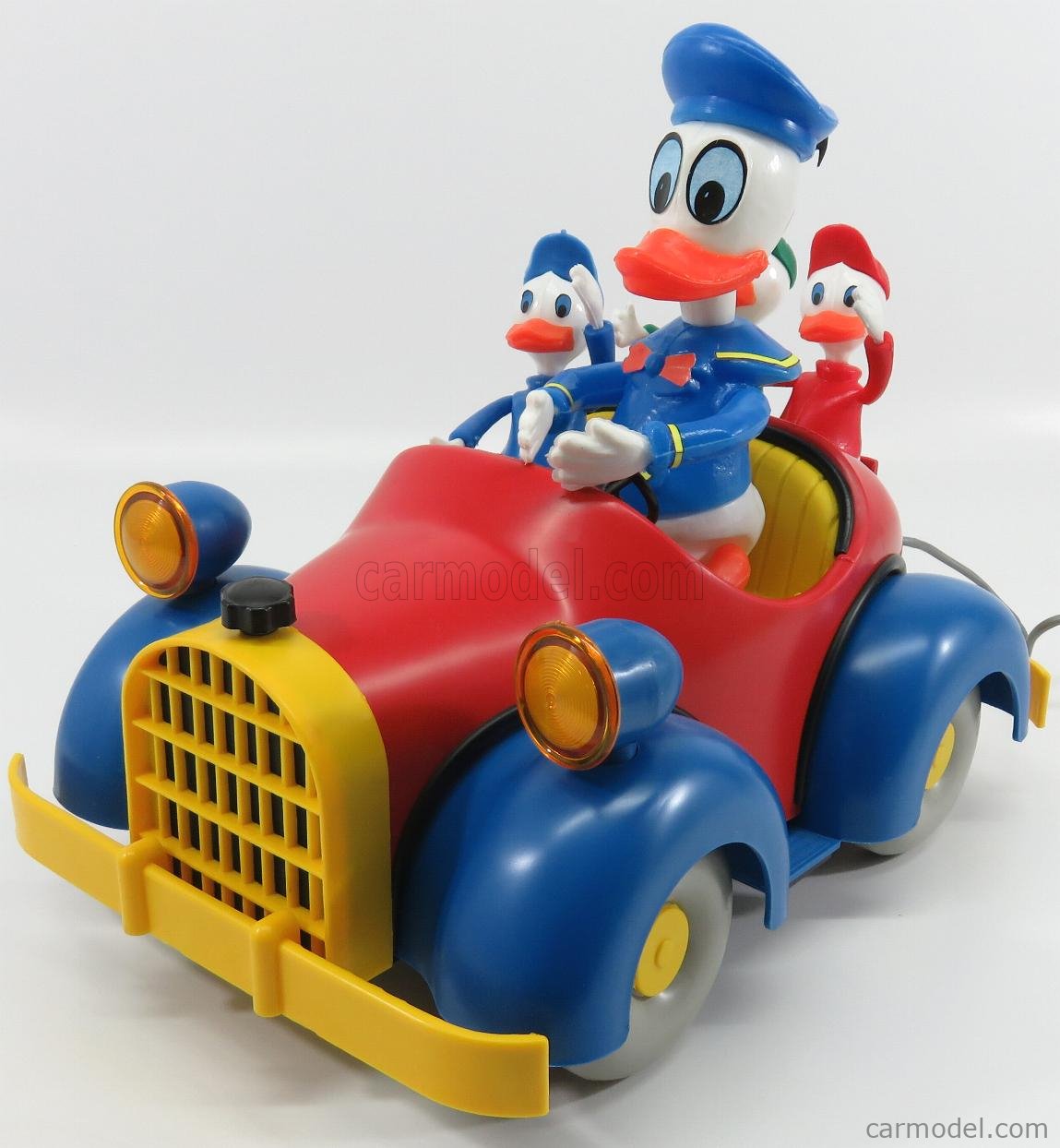 La 313 di Paperino Donald Duck Politoys eseguita negli anni '60 su disegni originali Walt Disney