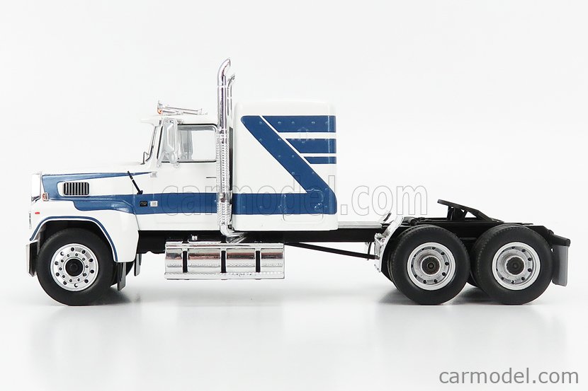IXO-MODELS TR062 Scale 1/43 | FORD USA LTL-9000 TRACTOR