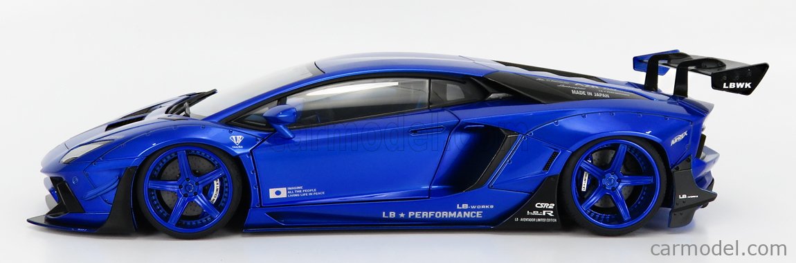 Lamborghini　Aventador　AUTOart 1/18　ジャンク Autoart 1/18 Lamborghini Aventador SVJ AUTOart 1:18