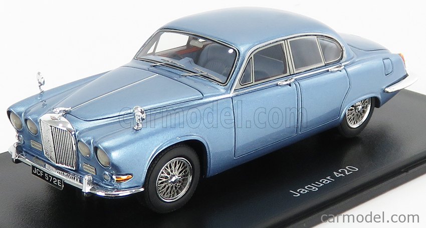 NEO SCALE MODELS NEO49572 Scale 1/43 | JAGUAR 420 RHD 1967 LIGHT BLUE MET