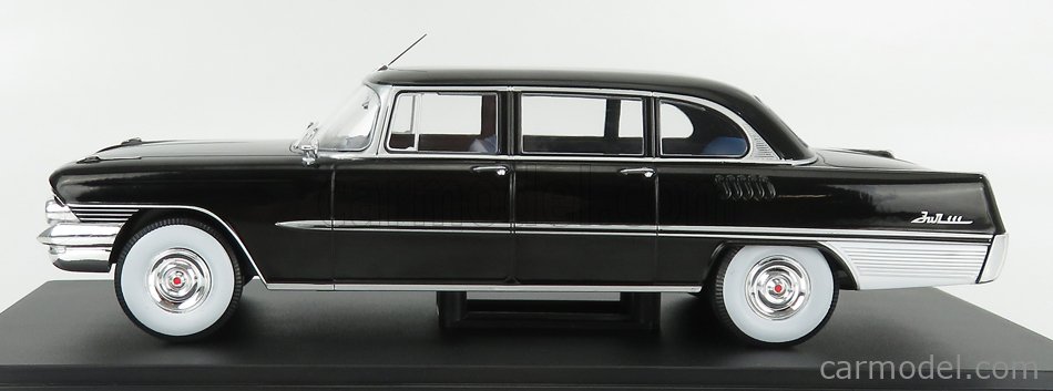 ZIL-111G Black Soviet Limousine 1962 Year 1/24 Scale Collectible Diecast Model 