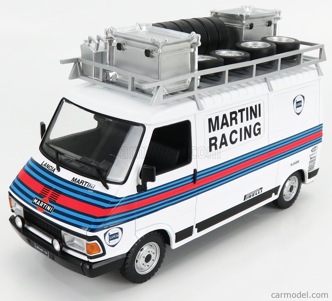 1:18 Ixo Fiat 242 Martini Rally Team Assistance 