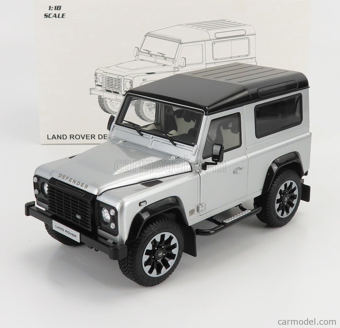 LCD-MODEL LCD18007-Si Escala 1/18  LAND ROVER DEFENDER 90 WORKS V8 70th EDITION 2018 SILVER
