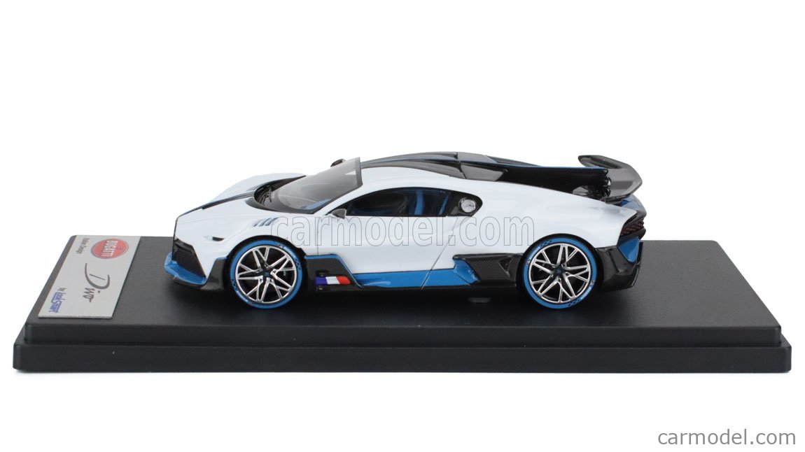 Miniatures montées - Bugatti Divo Blanc Quartz 1/43 Looksmart