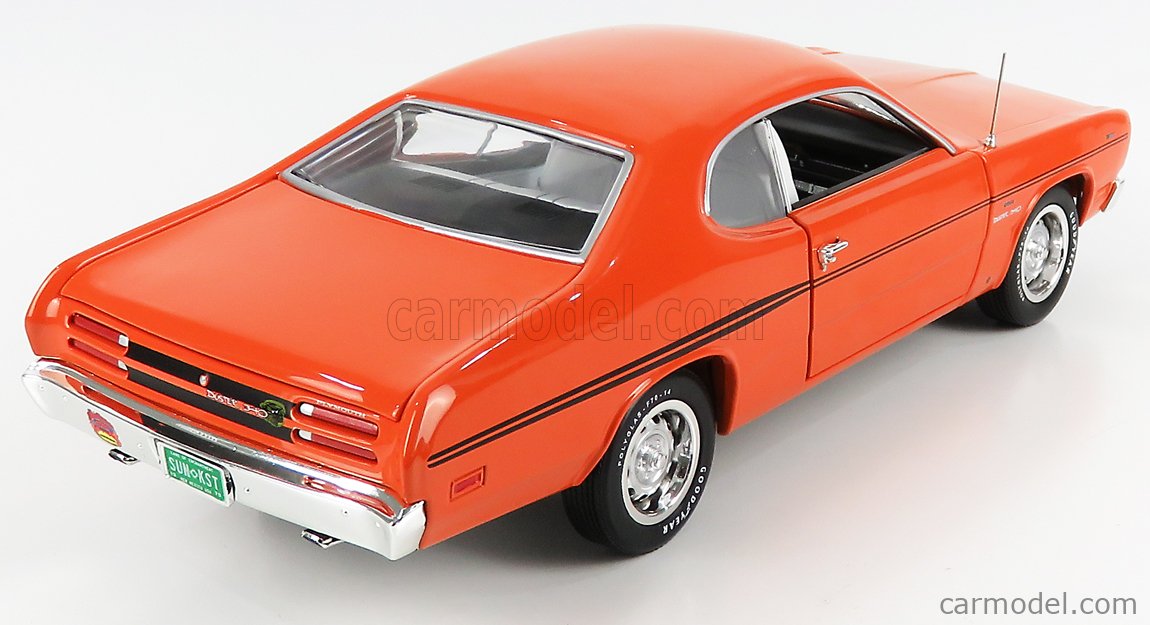 AUTOWORLD AMM1239/06 Scale 1/18 | PLYMOUTH DUSTER COUPE 1970 ORANGE