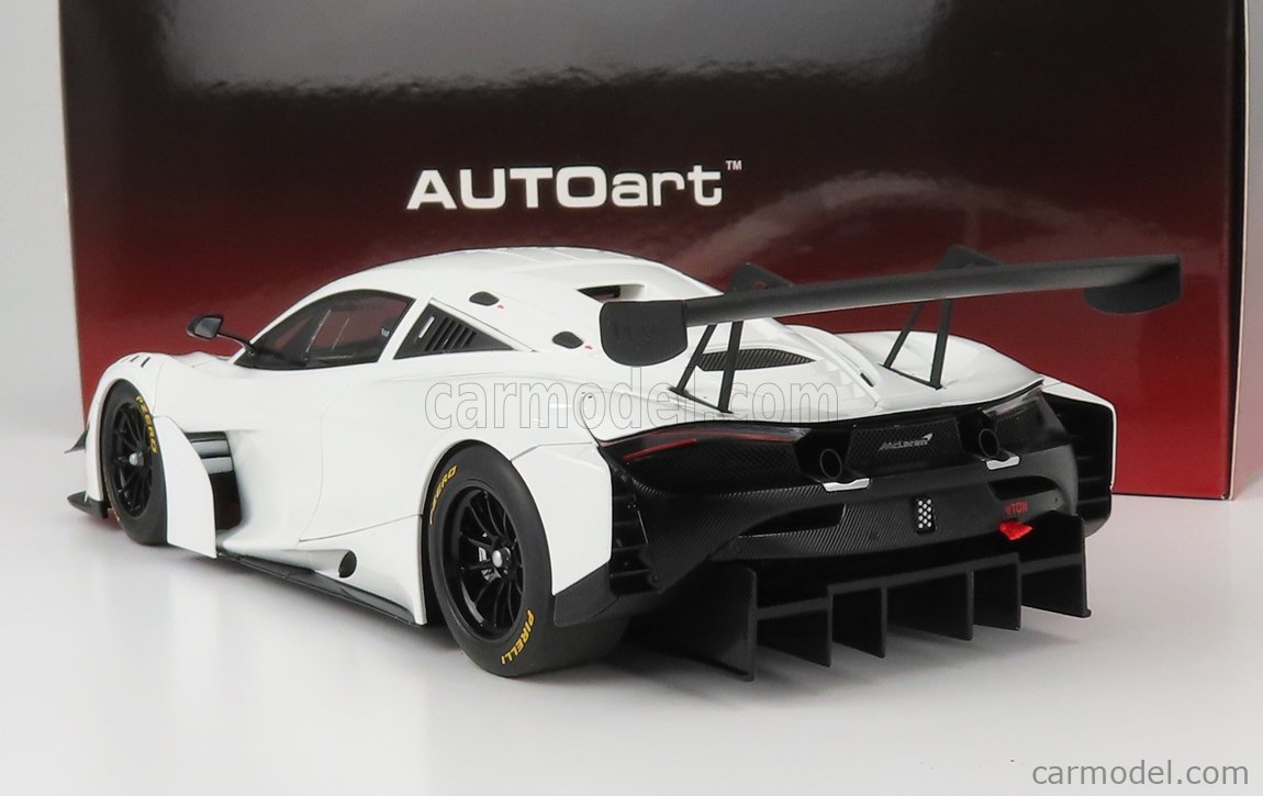 AUTOART 81940 Scale 1/18 | McLAREN 720S GT3 2017 GLOSS WHITE