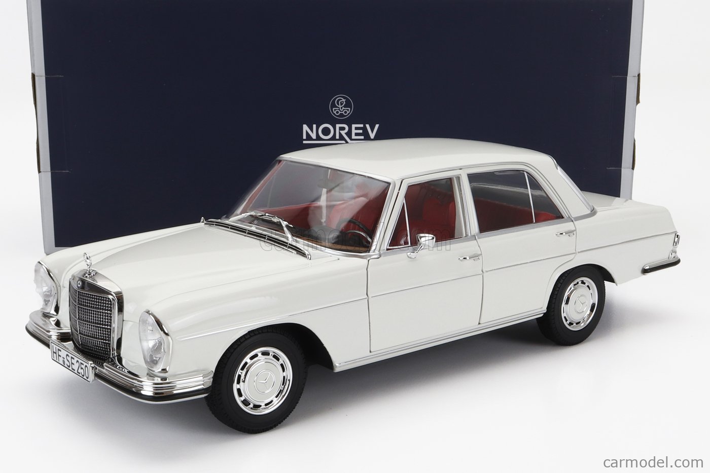 MERCEDES BENZ - S-CLASS 280SE SEDAN (W108) 1965