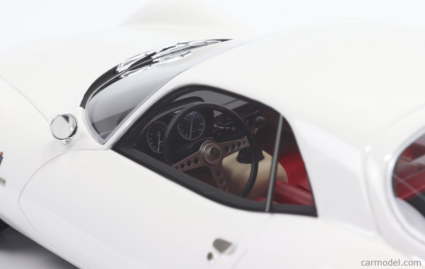 MAXIMA 1/18 アルファ・ロメオ GIULIA TZ2 COUPE MAXIMA MAX001000 Scale 1/18 | ALFA ROMEO GIULIA TZ2 COUPE