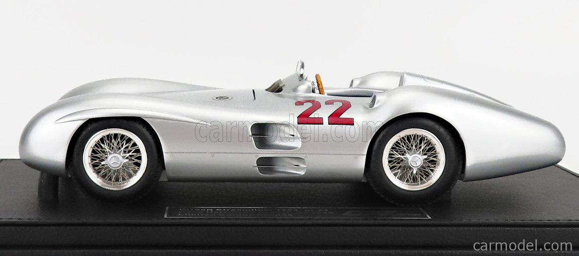GP-REPLICAS GP128C Echelle 1/18  MERCEDES BENZ F1  W196R STREAMLINERS N 22 GP FRANCE 1954 H.HERRMANN - CON VETRINA - WITH SHOWCASE SILVER