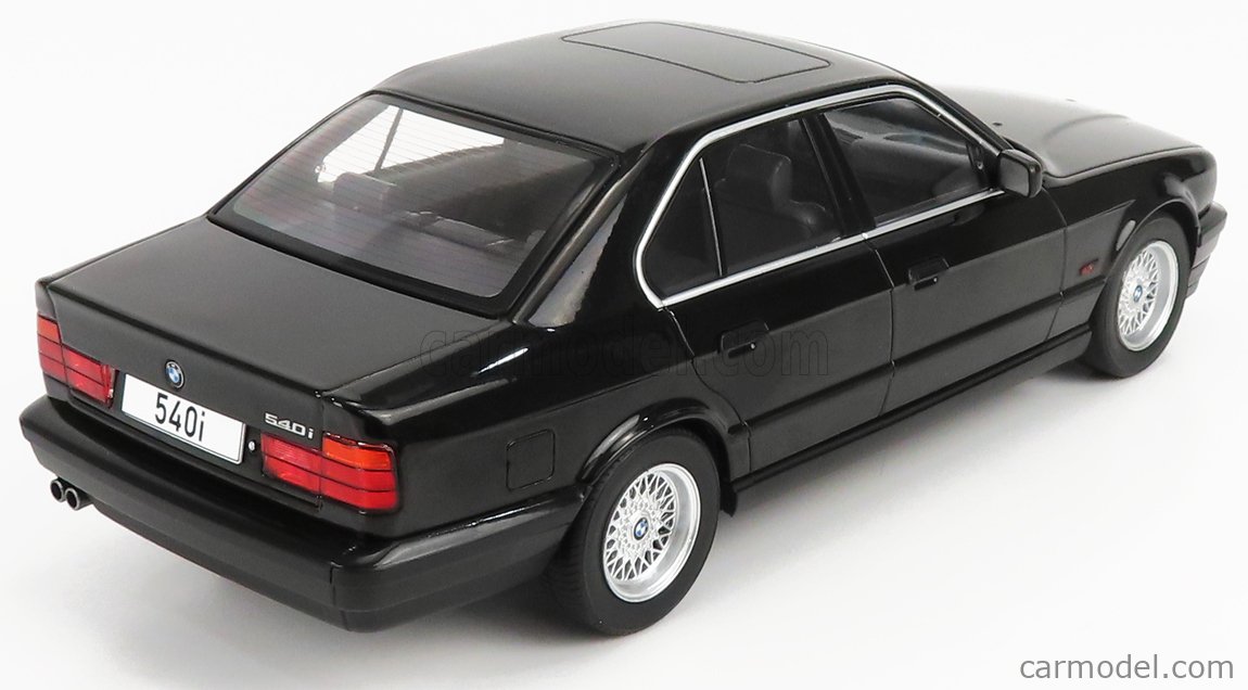 BMW Serie 5 E34 1992 Black1//18-18157 MCG