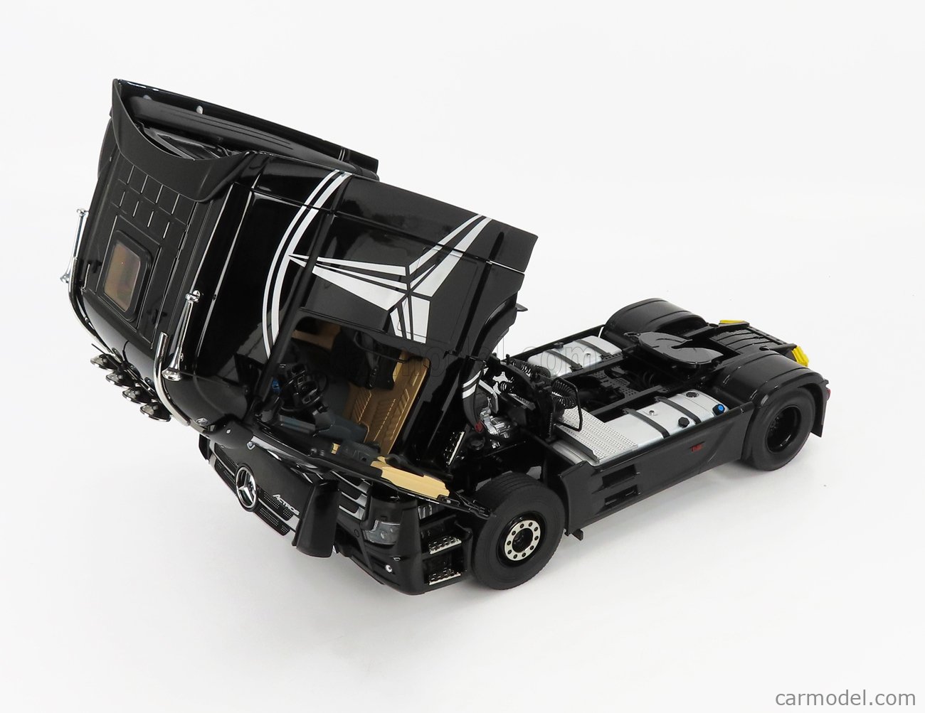 NZG LM10240051 Scale 1/18 | MERCEDES BENZ ACTROS 2 1863