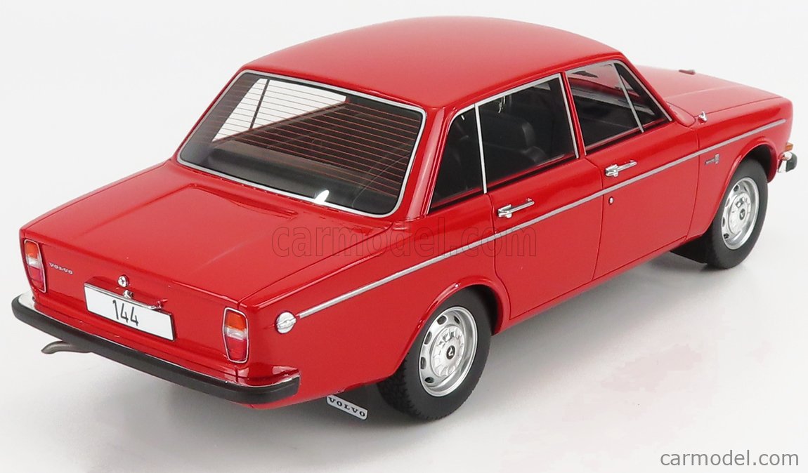 1970   1:18 BoS Models  *NEW COLOR* rot Volvo 144 