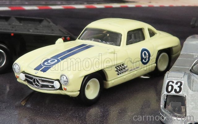 HotWheels 1:64 4-Car Set Mercedes-Benz: Trasportatore & 3x Da corsa Macchina  GMH-956H (GRN85) modello auto GMH-956H (GRN85) GMH39-956H 887961909067