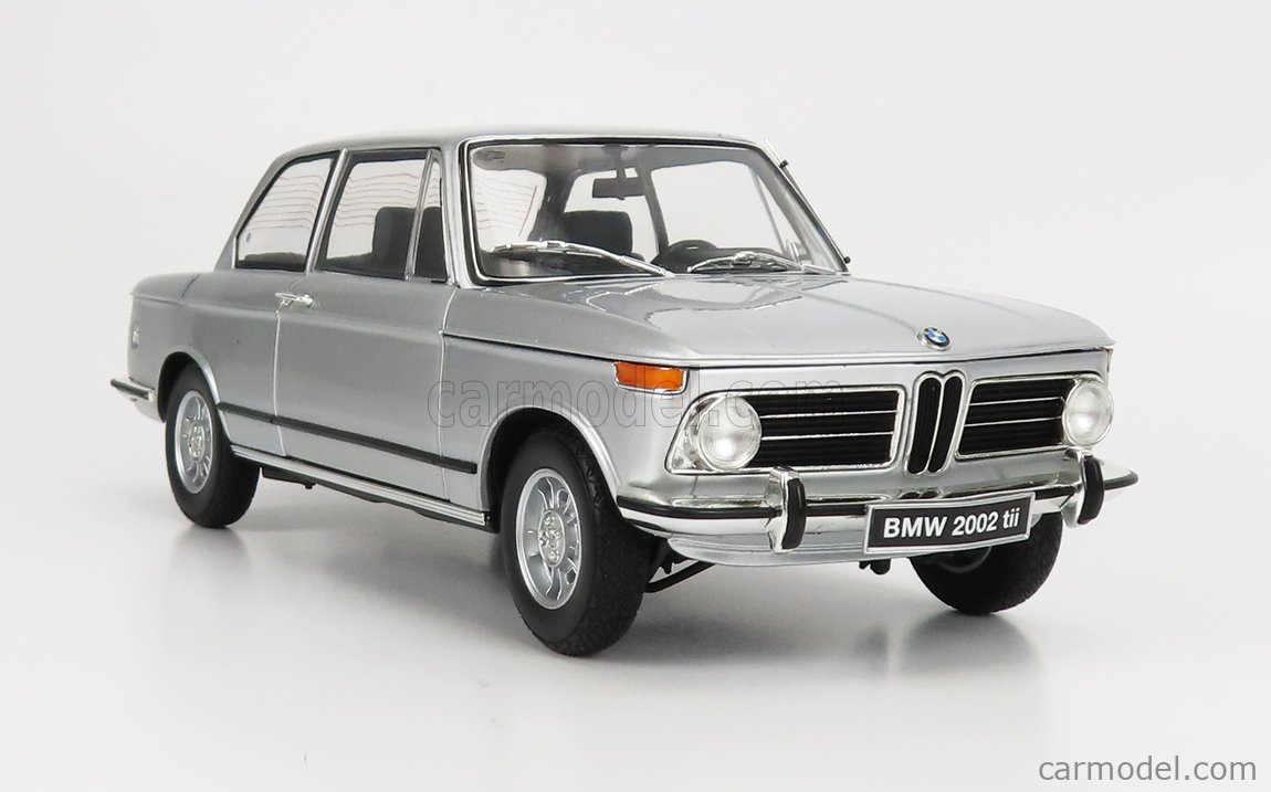 KYOSHO 08543S Scale 1/18  BMW 2002Tii 1972 SILVER