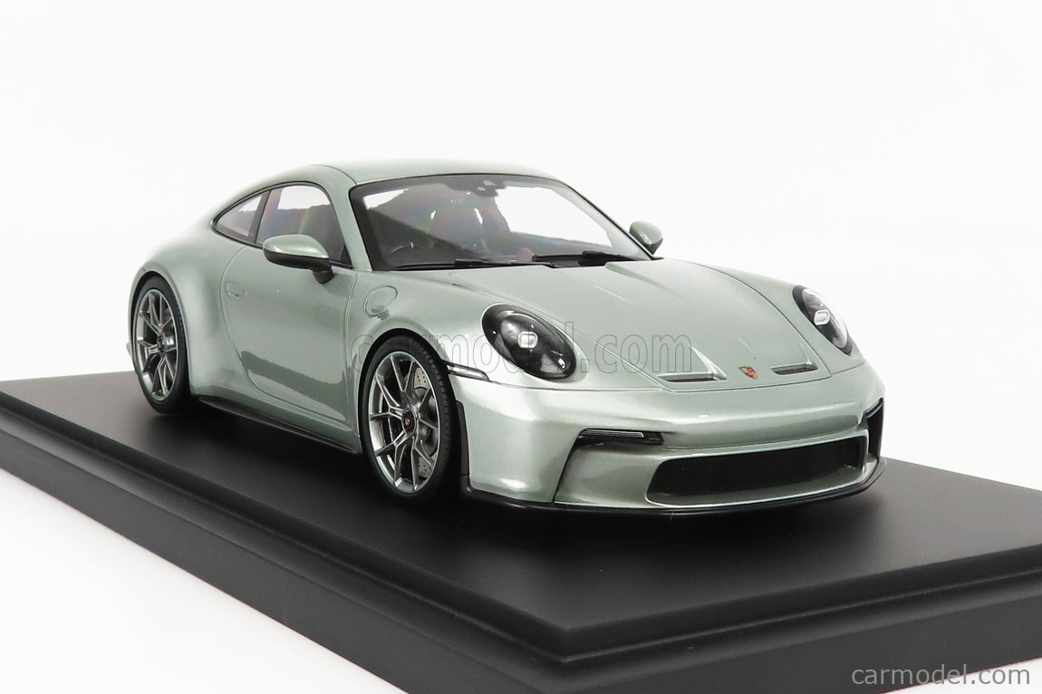 AUTOart 911 GT3 シルバー 1/18 Porsche 911 (992) GT3