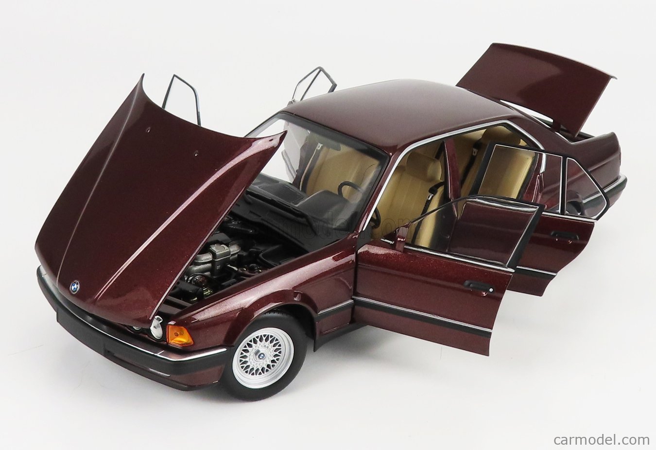 MINICHAMPS  7-Series 1986 レッドメタリック Minichamps 1:18 BMW 730i (E32) 1986 Burdeos Red Metálico