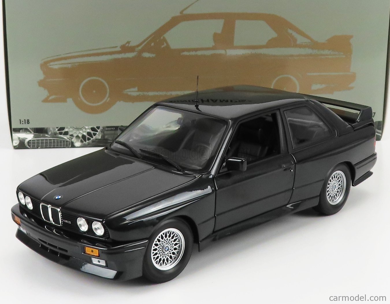 Voiture Miniature de Collection - MINICHAMPS 1/18 - BMW M3 (E30