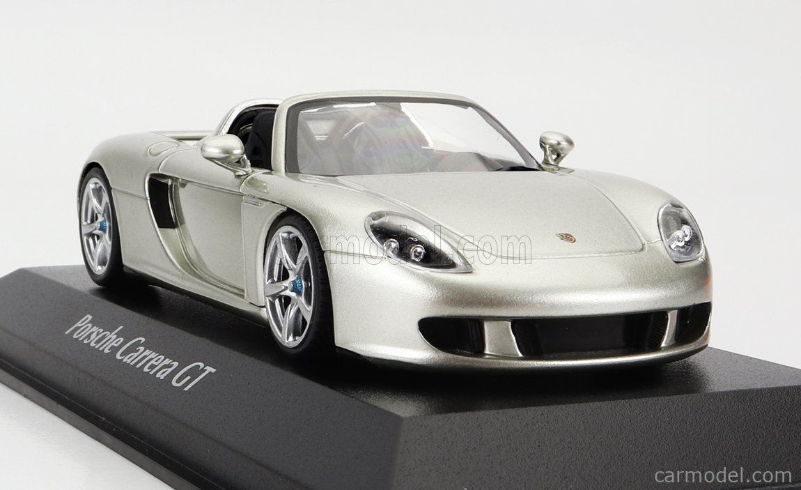 Porsche Carrera GT (2003) in Silver | Minichamps Collectible