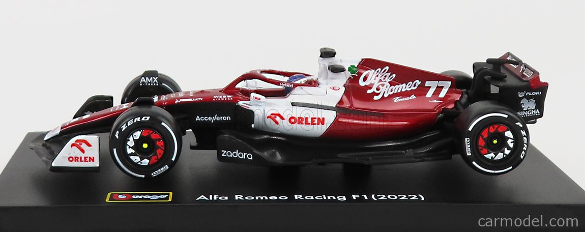 Bburago 1:43 F1 2022 Alfa Romeo C42 #24. Guanyu Zhou / #77 V.Bottas