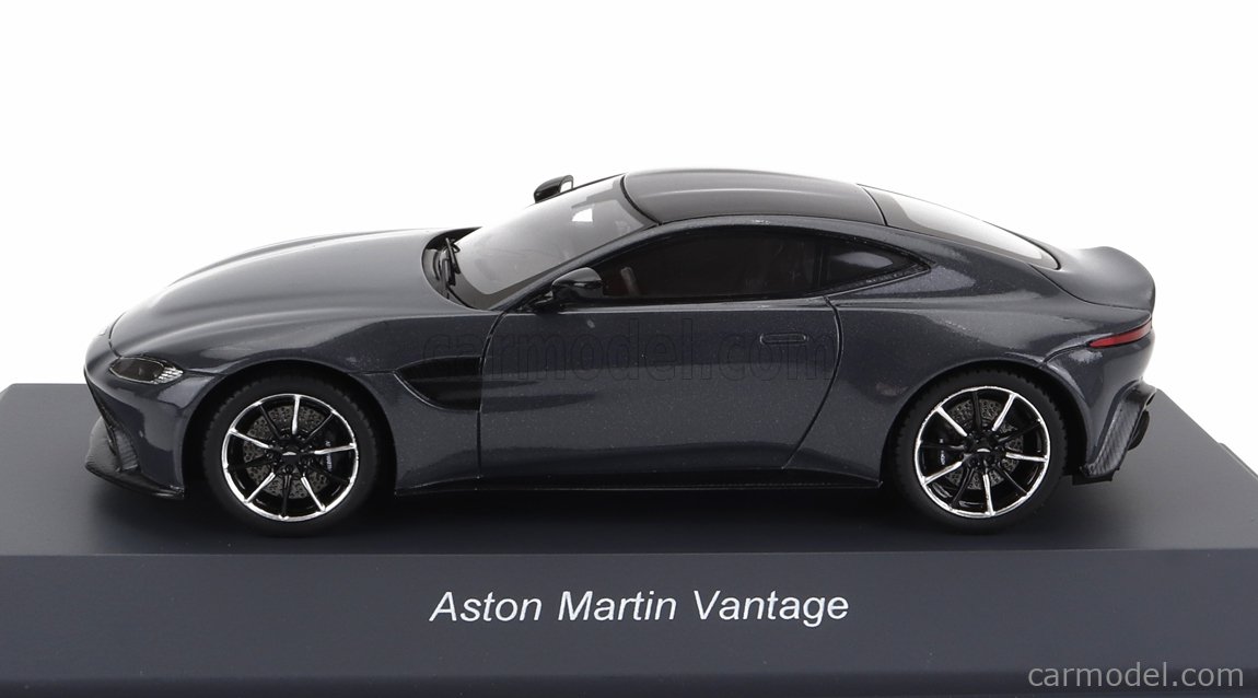 ASTON MARTIN - VANTAGE 2020