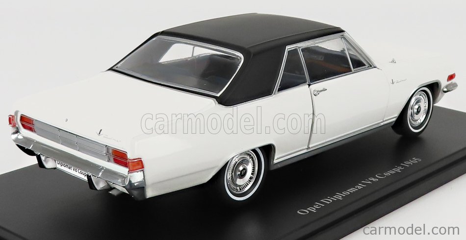 1:24 Opel Diplomat V8 Coupe 1965 Ixo Hachette Diecast Voiture miniature -  Juguetes Reciclados
