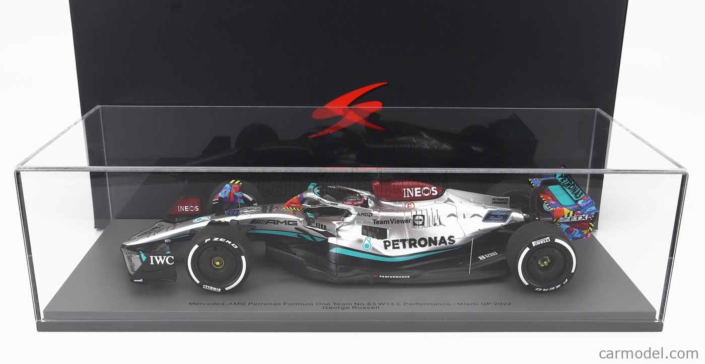 MERCEDES GP - F1 W13E TEAM MERCEDES-AMG PETRONAS F1 N 63 MIAMI GP 2022  GEORGE RUSSEL - CON VETRINA - WITH SHOWCASE - SPECIAL BOX