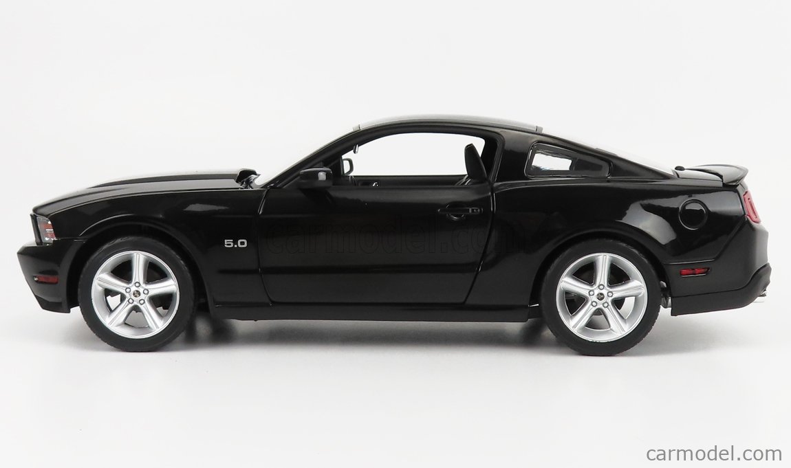 Ford Mustang GT 1/18 スケール 黒 1/18 GMP 1990 Ford Mustang 5.0 Fox Body Black Custom 7-Spoke