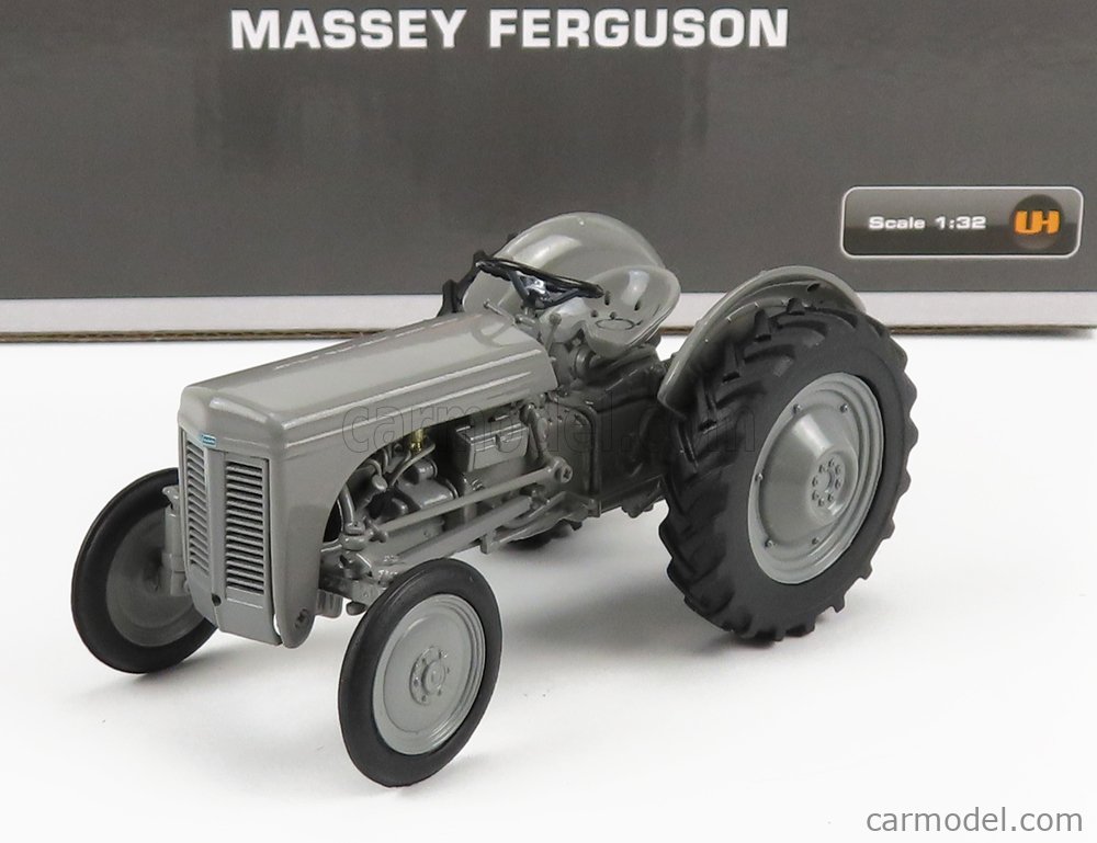 Universal Hobbies Massey Ferguson TEA 20 1:32 Scale Model Tractor 
