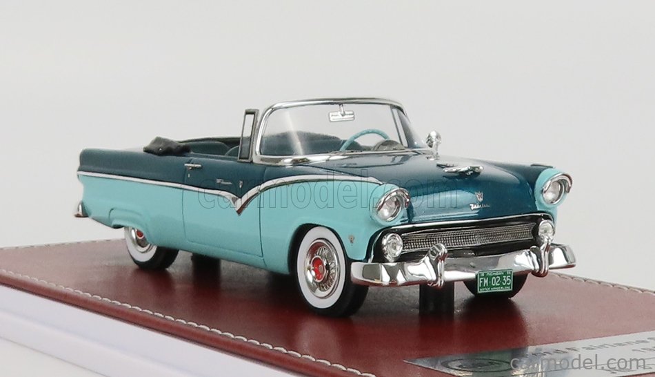 FORD FAIRLINE 55 CABRIOLET SUNLINER 1955 Noir KIT Monté CCC US 1:43