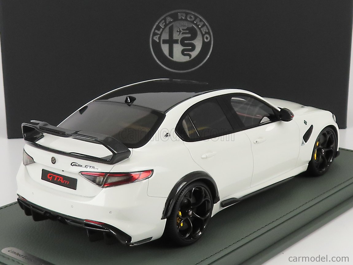 ALFA ROMEO - GIULIA GTAm 2020 - CON VETRINA - WITH SHOWCASE