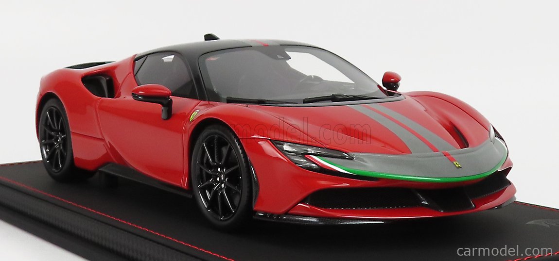 Voiture Miniature Ferrari SF90 Stradale Hybrid 1:64 Edicola - Avec Vitrine, Modèle 2019, Neuf