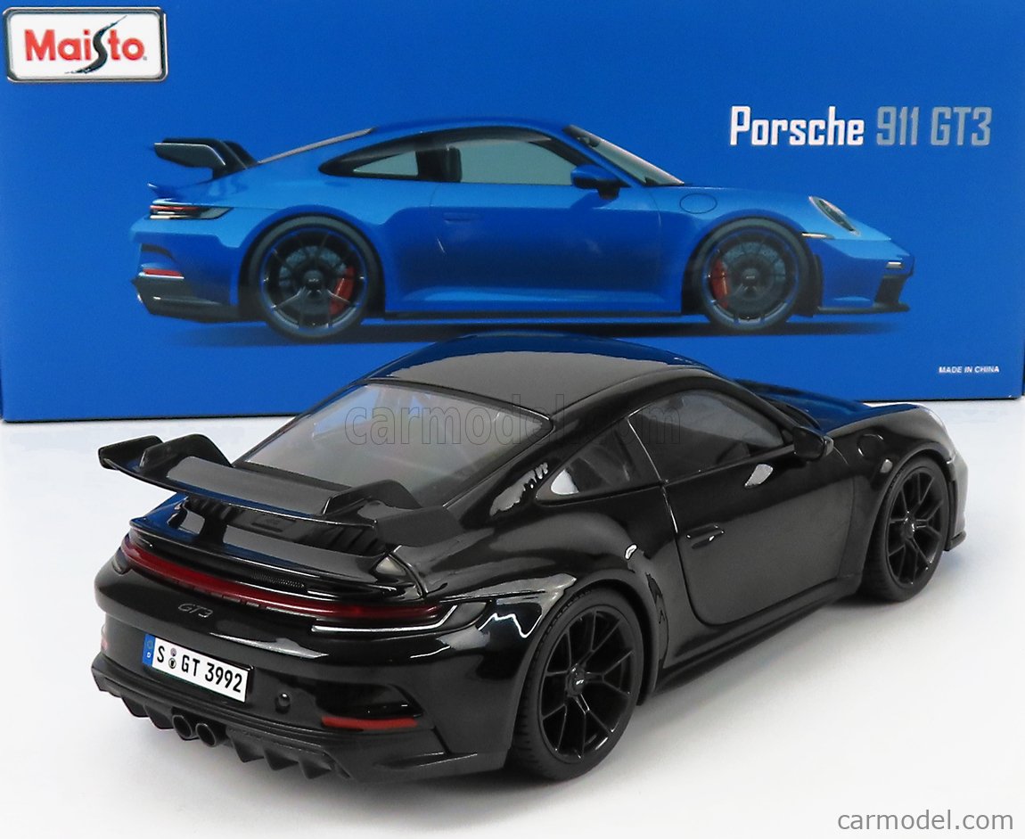 MAISTO - Porsche 911 GT3 2022 - Voiture Miniature 1/18 - Noire avec Bande -  Voiture de Collection - Joué Enfant - Reproduction Détaillée A l'échelle -  Idée Cadeau : : Jeux et Jouets