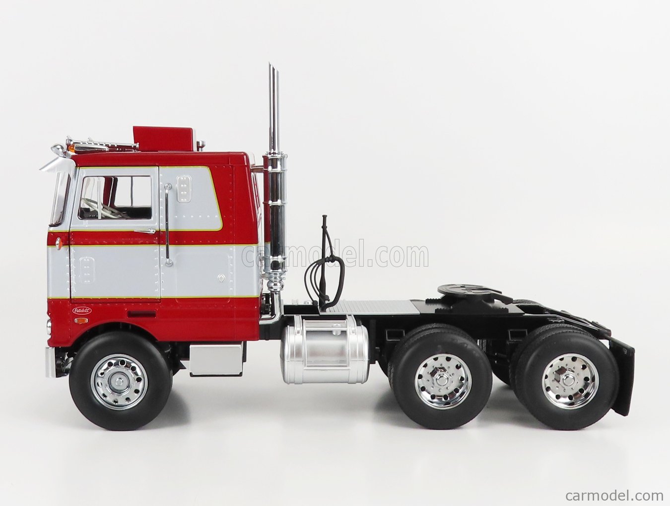 PETERBILT - 352 PACEMAKER TRACTOR TRUCK 3-ASSI 1979